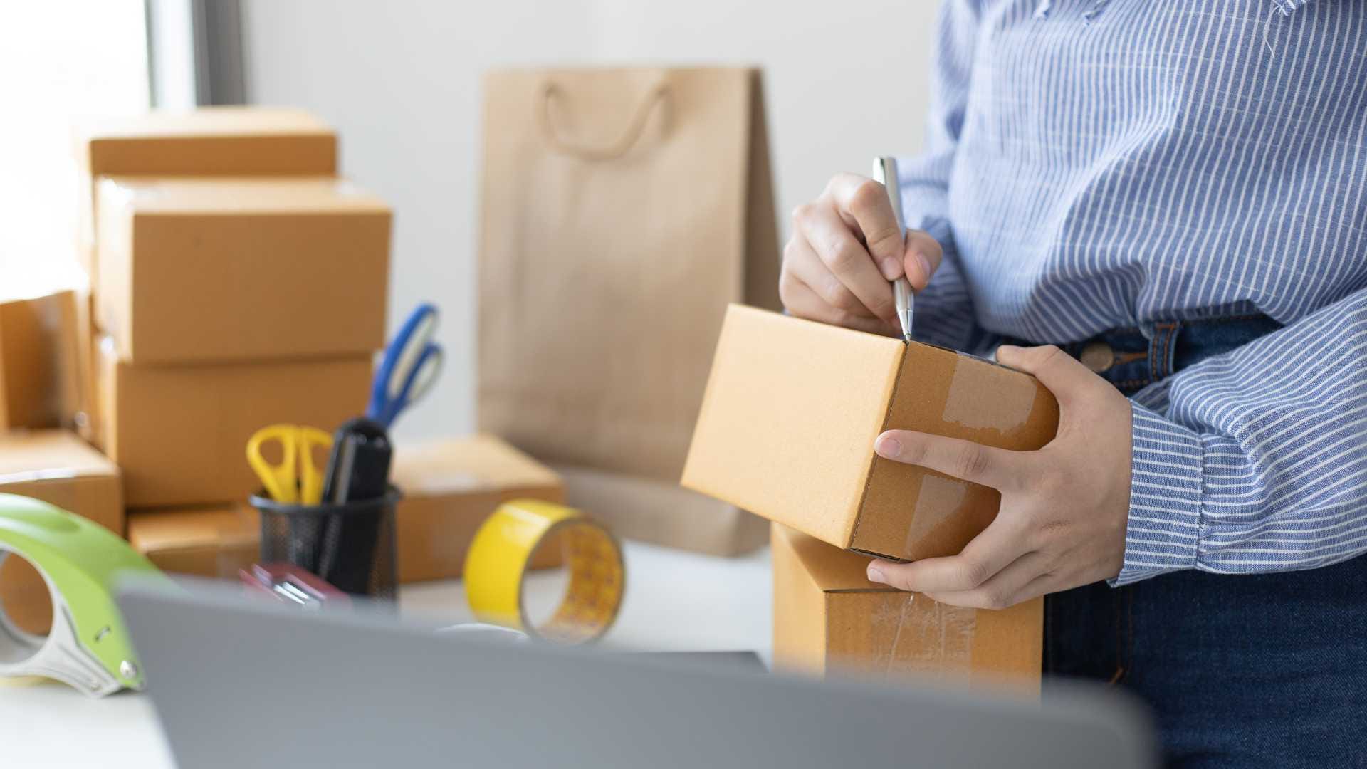 Batch Production vs Mass Production: What’s Best for Your Business