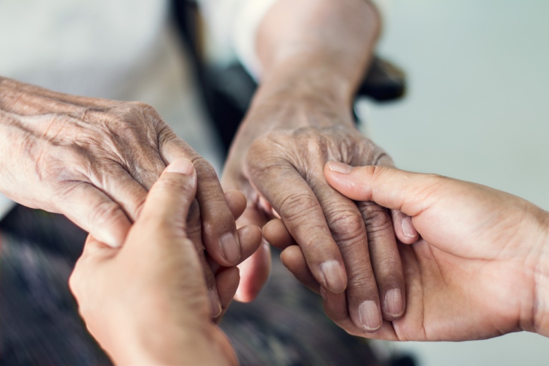 12 tips for caring for elderly parents