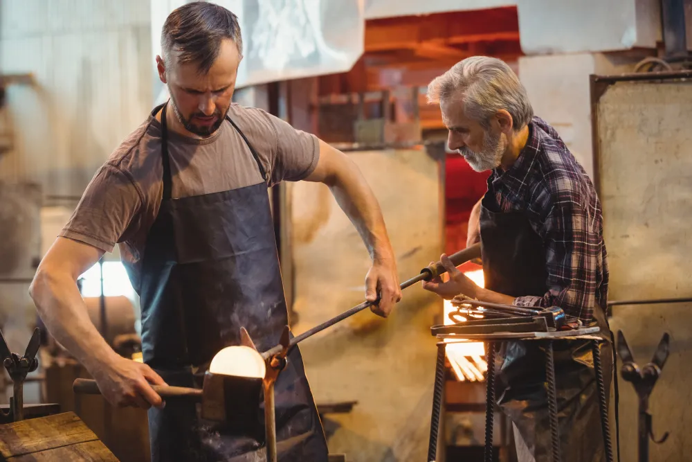 Iron Worker: A High-Paying Career Path in the U.S. Construction Industry